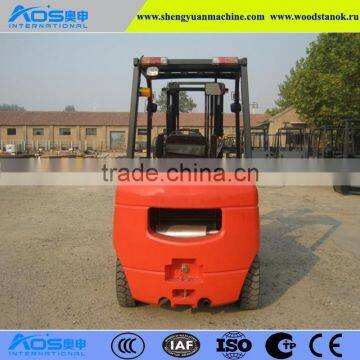 Chinese 2tons diesel forklift lifting height 5m height optional