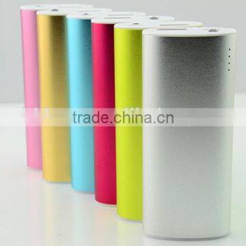New Model promotion gift power bank for iPhone Samsung smartphone 5200mah power bank