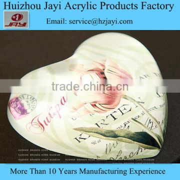 China manufacturer wholesale handmade acrylic wedding souvenir items