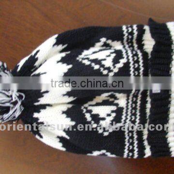 fashion embroidery hat with grey ball