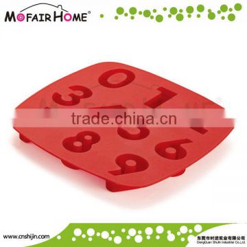 Essential tools Square shaped silicone ice making molds (S4007)
