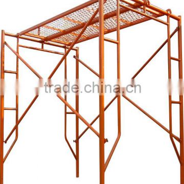 Movable plateform scaffolding