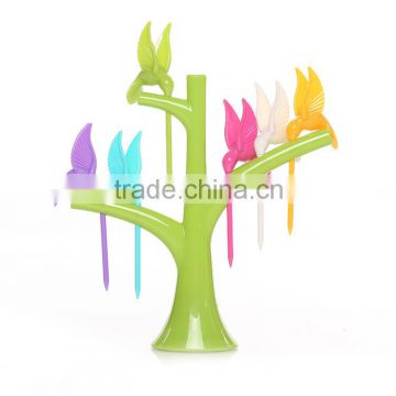 Wholesale lovely small birds plastic fruit fork with ABS material manafacturer Zhejiang