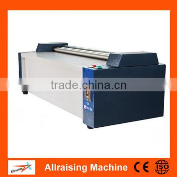 Manual Control Speed Adjustable Paper Gluing Machine