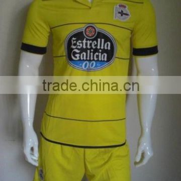 Hot design Soccer Uniform no MOQ BI- 3040