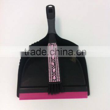 1pound Plastic dustpan and brush two sets