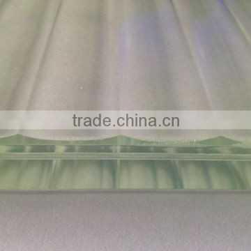 Ultra Clear flute Laminated glass