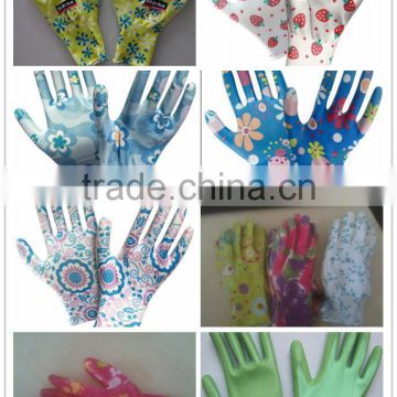 flower printed nitrile coated women's garden glove