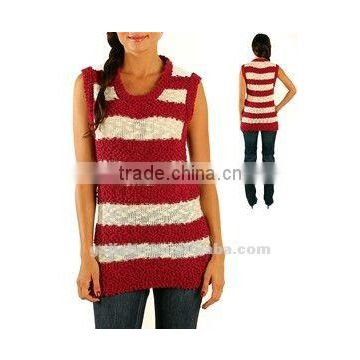 2012 different color brown/black knit V-neck top with tool ruffle trim