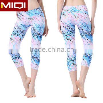 2016 latest sublimation printing yoga pants sexy looked women capri yoga pants