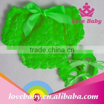 Green rosette color newborn baby ruffle bloomers with shoes