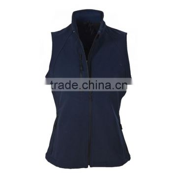 Waterproof soft shell gilet for woman
