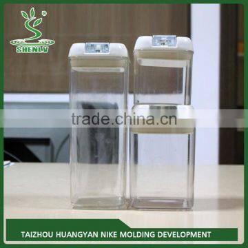 China Latest top consumable and low price experienced plastic sandwich container injection mould