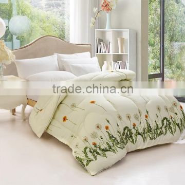China wholesale polyester cotton microfibre super super king size down comforters made in China