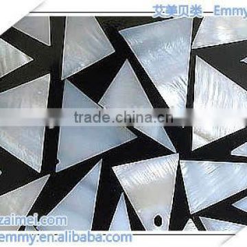 Random triangle china white river mother of pearl mosaic wall tiles with white glue