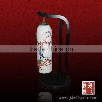 Jingdezhen porcelain hand painting flower pattern ceramic reading lamp