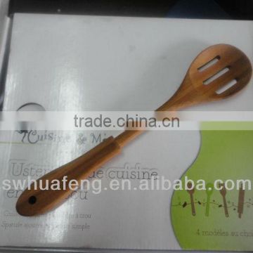 2016 Fashion bamboo clapper slotted scoop