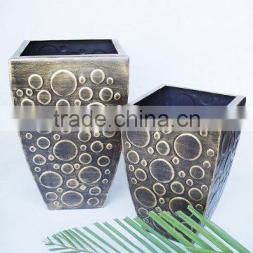 Brushed gold Planters