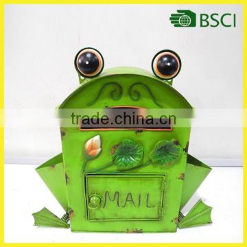 YS15012 Pretty Handicraft Frog Metal Mailbox