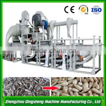 Safflower seed shell removing machine