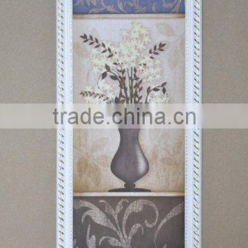 The beautiful vase wall decoration in wooden