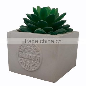 Cheap decorative pots with fake plants