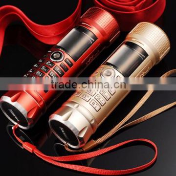 408-Flashlight Cellphone Powerful Led Light Mobile Phone Elderly Sports Longtime Use Phone 8000mah Power Bank Function