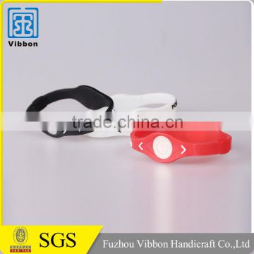 Custom design new fashion competitive price rubber wristbands