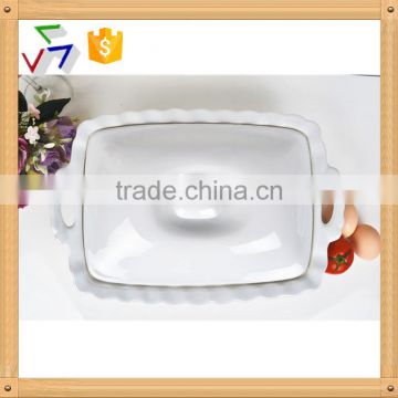 15.5" Square white ceramic bakeware with lid
