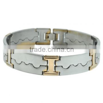Good quality wholesale bracelet made of stainless steel polished shiny