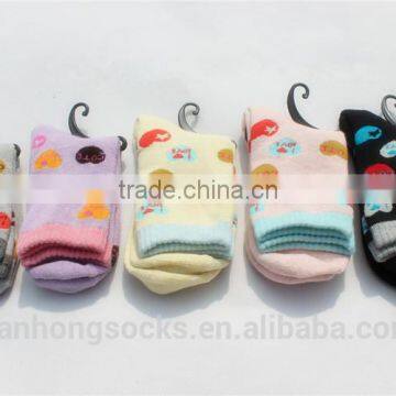 Comfortable funky warm hot sale knitted terry women socks