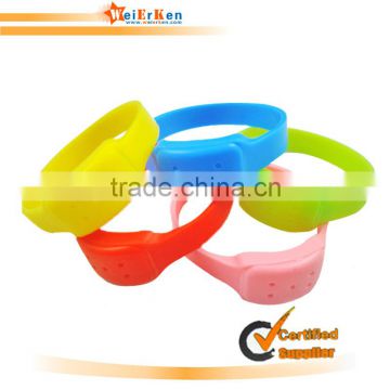 promotional cheap free in stock silicone bracelets
