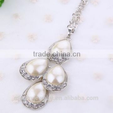 High quality pearl necklace beautiful water shape long necklace women popular necklace jewelry