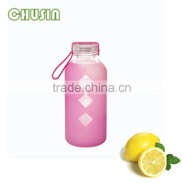 popular design glass water bottle with fancy silicone sleeve covered