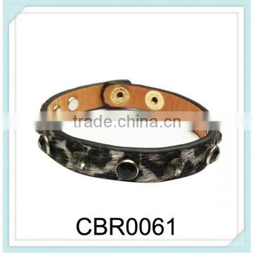 Sexy Leopard bracelet narrow round snap-fastner crystal bracelet leopard leather bangle bracelet with rivets