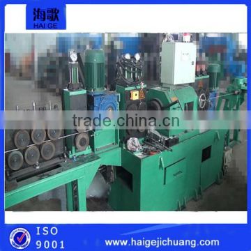 Hydraulic straightening and cutting machine for coil to bar