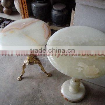 ONYX TABLES COLLECTION