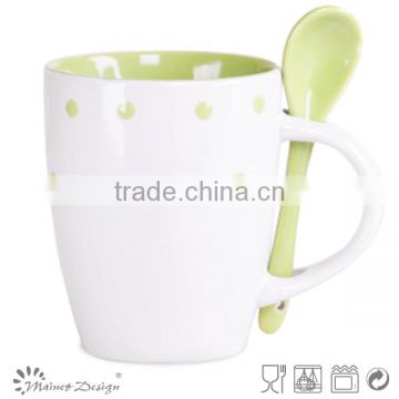 Ceramic stoneware cheap red coffee mugs with spoon