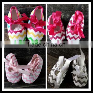 black white chevron newborn baby crib shoes baby shoes infant shoes toddlers shoes