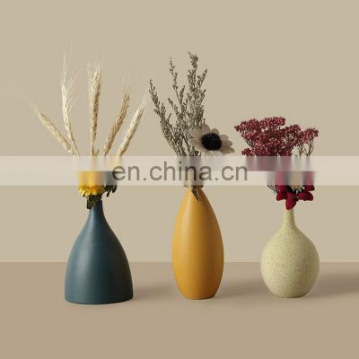 Hot Sales Nordic Morden Creative Morandi Simple Long Neck Flower Arrangement Ceramic Vase For Home Furnishing