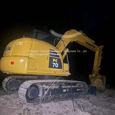 Used Komatsu PC70 excavators with good machine performance is for sale