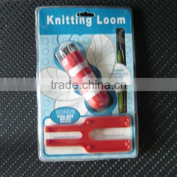 Knitting accessory plastic belt knitting doll