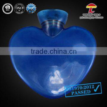 BS1970-2012 1000ml blue color pvc heart shaped hot water bottle