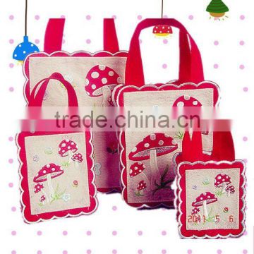 Lovely and fashion Pouch bags eco for gift packing
