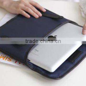 High Qualtiy OEM Manufacturer Cheap Mini Laptop Carry Bag for Table PC