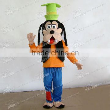 Popular eye-catching costumes for adults goofy