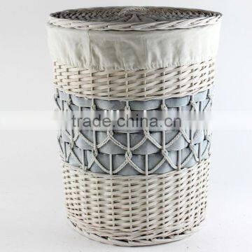 Woodchip&Willow Laundry basket