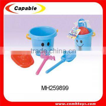 plastic summer toy beach bucket with accessory set                        
                                                                                Supplier's Choice