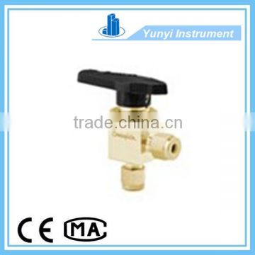 Brass 1-Piece 40 Series Angle Pattern Ball Valve, 0.15 Cv, 1/8 in. Tube Fittings