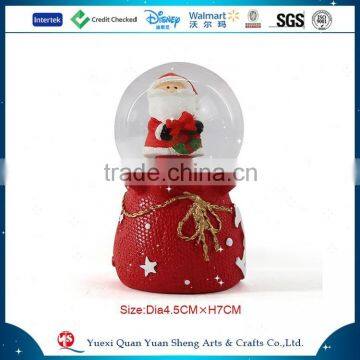 Christmas custom Resin Snow Globe